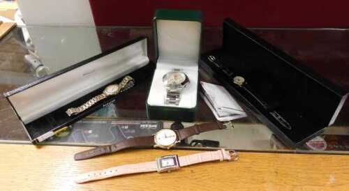 Various fashion watches, etc.