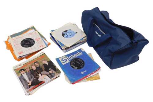 Various records, 45rpm, a quantity of mainly 1950s and 60s modern and popular music, to include...