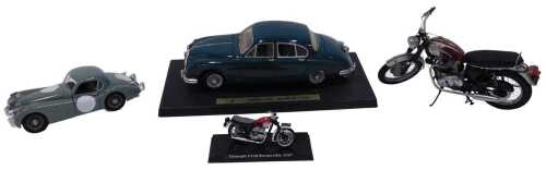 Various diecast vehicles, a 1:18th scale 1959 Jaguar Mark II Bburago car, on plinth base, 31cm...
