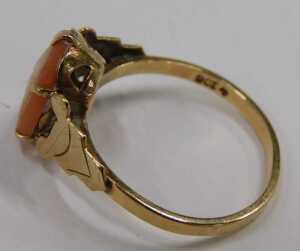 A shell cameo dress ring, set with small cameo on V splayed shoulders, yellow metal stamped 9ct,... - 2