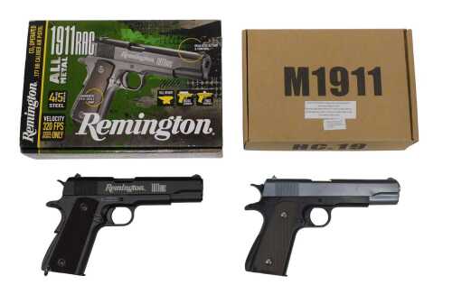 A Remington 1911 RAC all metal 4.5mm BB CO2 air pistol, together with a M1911 plastic bodied BB...