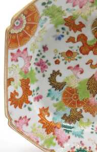 A Chinese Qianlong small famille rose meat platter, decorated in a pseudo tobacco leaf pattern,... - 3