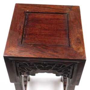 A small Chinese hardwood urn stand, of square section, with scrolling fretwork raised on square... - 4
