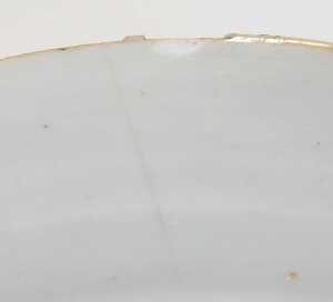 A late 18th/early 19thC Chinese Imari part dinner service, decorated with a river and mountain... - 4