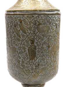 An early 20thC Anglo-Indian brass vase, converted to a table lamp, embossed with huntsman, gurus,... - 9