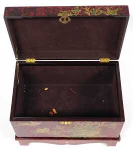 A Chinese scumbled red and black lacquer chest, decorated with birds and flowers, having a... - 7