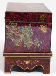 A Chinese scumbled red and black lacquer chest, decorated with birds and flowers, having a... - 4