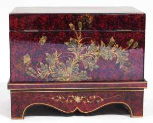 A Chinese scumbled red and black lacquer chest, decorated with birds and flowers, having a... - 5