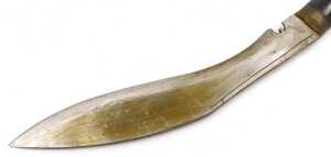 A 20thC Gurkha kukri knife, with a brass capped handle, and two additional knives, in a leather... - 4
