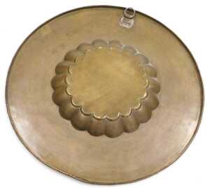 An early 20thC Indian brass charger, engraved centrally with a maharajah and maharani, within a... - 4