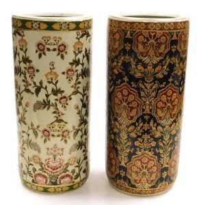 A Chinese porcelain stick stand, of cylindrical form, polychrome decorated with flowers, printed... - 2