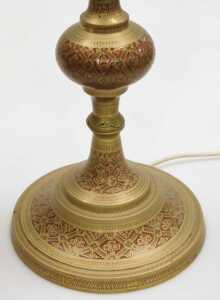 A 20thC Indian brass table lamp, highlighted in red and embossed with flowers, together with a... - 4