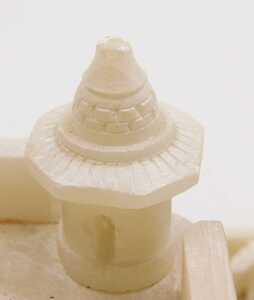 An Indian alabaster illuminated model of the Taj Mahal, 8.5cm high, 20.5cm wide. - 9