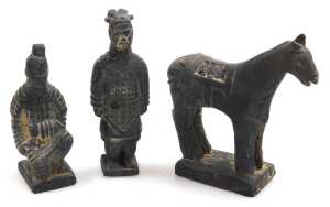 A group of Eastern pottery and collectables, including a Chinese cloisonne Tang style horse,... - 4