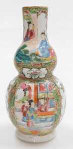 A Chinese Qing Dynasty late 19thC porcelain blue and white ginger jar, decorated with prunus... - 2