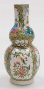A Chinese Qing Dynasty late 19thC porcelain blue and white ginger jar, decorated with prunus... - 3