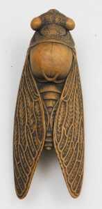 A Meiji period Japanese carved boxwood okimono of a cicada, signed Harumitsu to the underside,... - 6