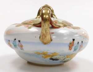 A pair of Japanese Meiji period Satsuma vases, decorated with dragons and immortals, Shimazu... - 12