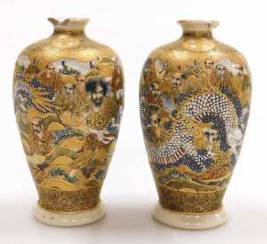 A pair of Japanese Meiji period Satsuma vases, decorated with dragons and immortals, Shimazu... - 18