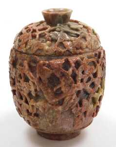 A 20thC Chinese soapstone pot and cover, of twin handled form, carved in relief with vines, 17cm... - 3