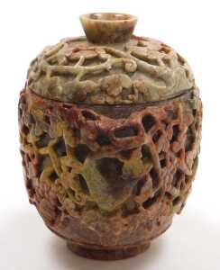 A 20thC Chinese soapstone pot and cover, of twin handled form, carved in relief with vines, 17cm... - 5
