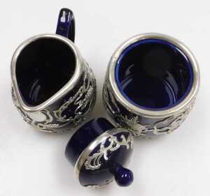 A Chinese cobalt blue pottery coffee service, with white metal overlay of dragons chasing... - 7