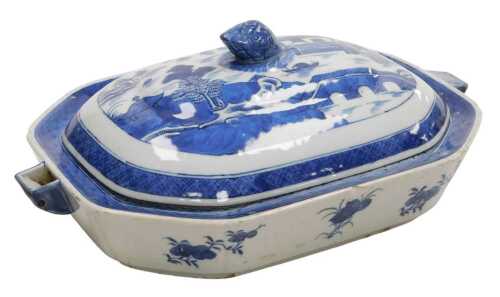 A 19thC Chinese export blue and white porcelain food warmer and cover, decorated with a river...