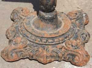 A set of four late Victorian cast iron table bases, probably from pub tables, with scrolling... - 3