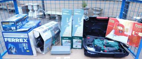 Power tools, to include a Ferrex circular hand saw, Black and Decker single speed electric...