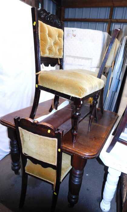 A Victorian mahogany extending dining table, 73cm high, the top 97cm x 105cm, with additional...