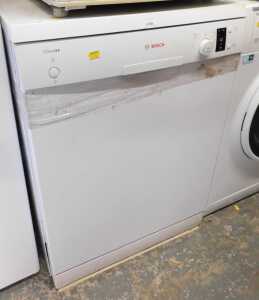 A Bosch Classixx dishwasher.