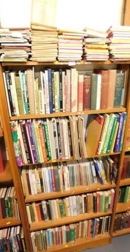Books, predominantly non fiction, to include works relating to birds, botany, fruit and...