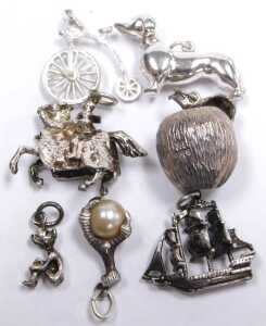 A silver curb link bracelet, on a heart shaped padlock clasp, 0.89oz, together with assorted... - 3