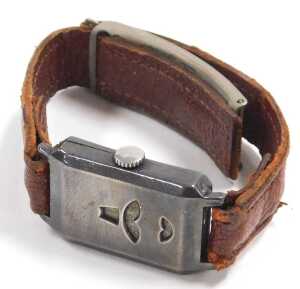 A 1930s silver cased jump hour mechanical wristwatch, displaying hours, minutes and seconds,... - 2