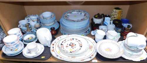 Ceramics, to include a Washington pottery child's plate, teacup and saucer, depicting animals,...