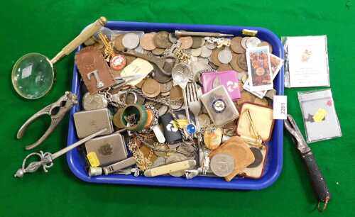 Pre-decimal and world coinage, and miscellaneous items, to include coins from the USA, France,...