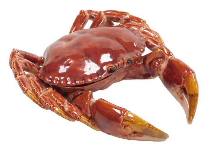 A Palissy red glazed majolica box and cover, modelled in the form of a crab, 19cm wide.