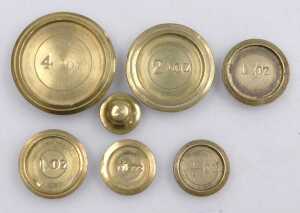 A set of late 19th/early 20thC walnut and brass letter scales with weights, 20cm wide. - 3
