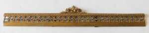 A French gilt metal fender, comprising of two chenet with urns and scrolls, and a centre carpet... - 3