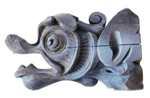 A 19thC Continental pine carved serpent's head, 28cm long, 15cm high. Offsite Sale - Buying &...