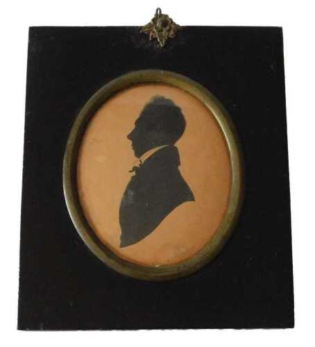 19thC silhouette portrait miniature. Head and shoulders study of a gentleman in profile,...