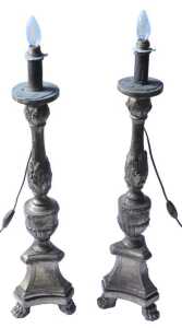 A pair of 19thC Italian gilt gesso lamp bases, each decorated with leaves, on a concave triform...