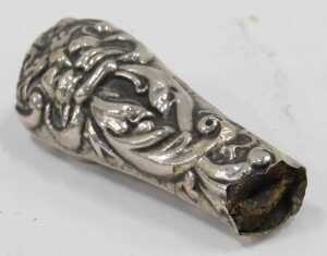 A Victorian harlequin silver five piece dressing table set, to include hairbrush repousse... - 13