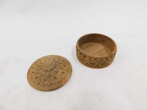 A set of various Tang style carved wooden horse figures, each on shaped bases, to include one... - 4
