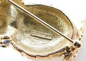 Two animal brooches, comprising owl and kingfisher, the owl stamped D'orlan, each in a gold... - 4