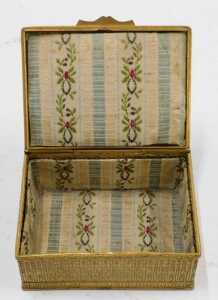 A 20thC gilt metal trinket box, of rectangular form, the hinged lid hand painted with a figure... - 2