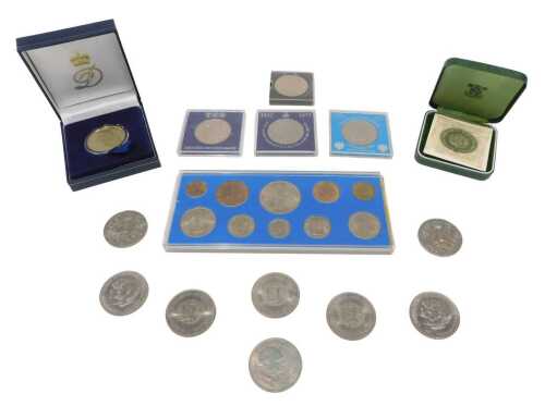Various commemorative coins, coin sets, Elizabeth II silver jubilee crown, cased Diana Princess...