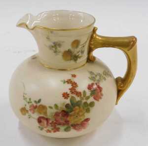 Various Royal Worcester blush ivory porcelain, to include a jug with shaped beak spout, angular... - 3