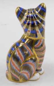 A Royal Crown Derby paperweight ornament cat standing, in Imari style colours with gilt... - 2