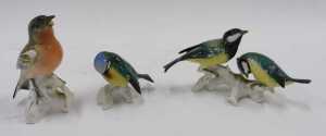 Various china, pottery and effects, to include a quantity of bird ornaments, Royal Copenhagen... - 4